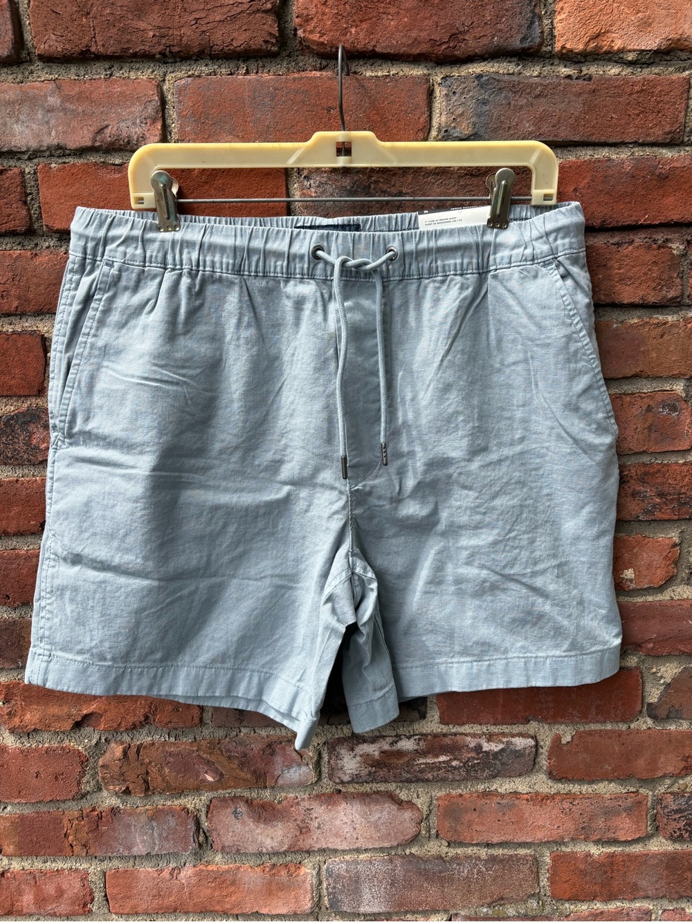 NWT American Eagle Lived-in Trekker Short